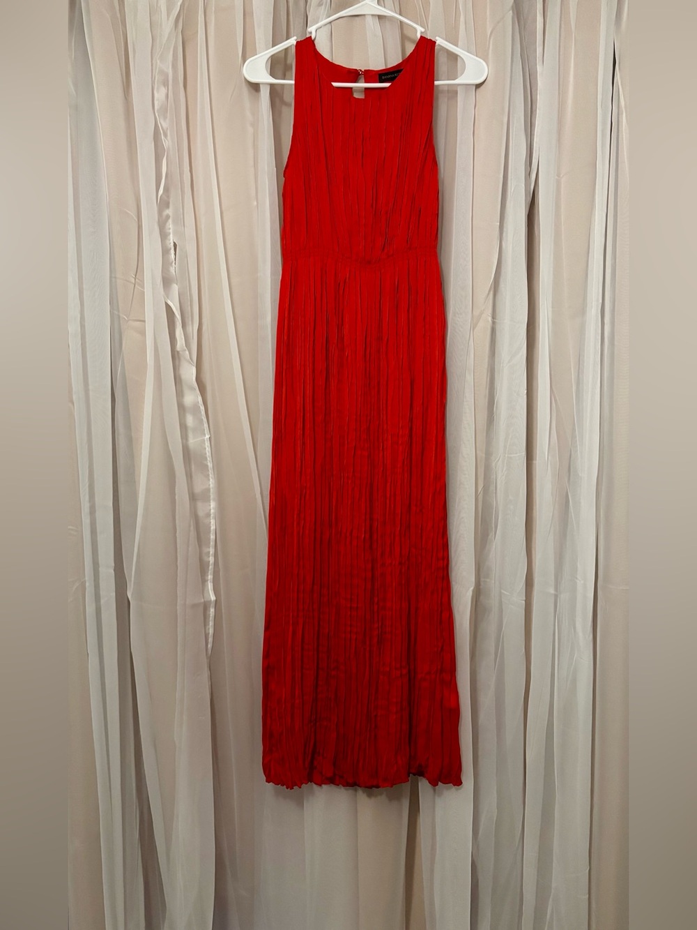 Banana Republic Size XS Red Sleeveless Pleated Maxi Dress